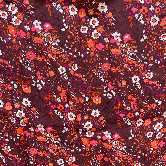 Gap summer Mid swing  floral skirt (small) - Picture 3 of 4